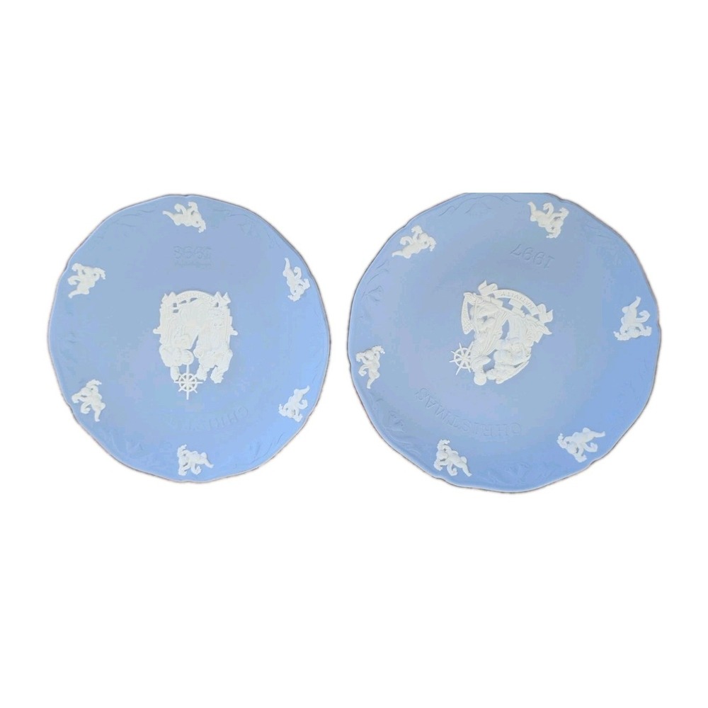 Lot of 2 Wedgwood Christmas Plates 97" 98" Jasperware England Cottagecore